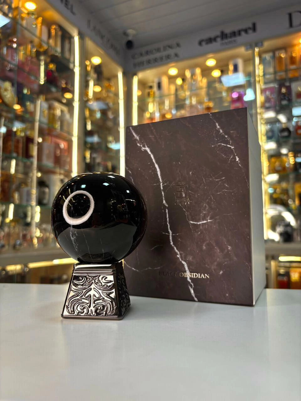 Aurora Scents Black Obsidian Extrait De Parfum