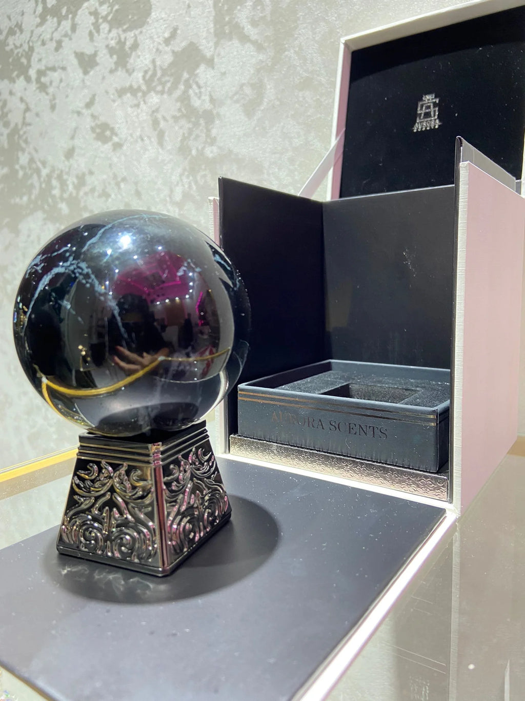 Aurora Scents Black Obsidian Extrait De Parfum
